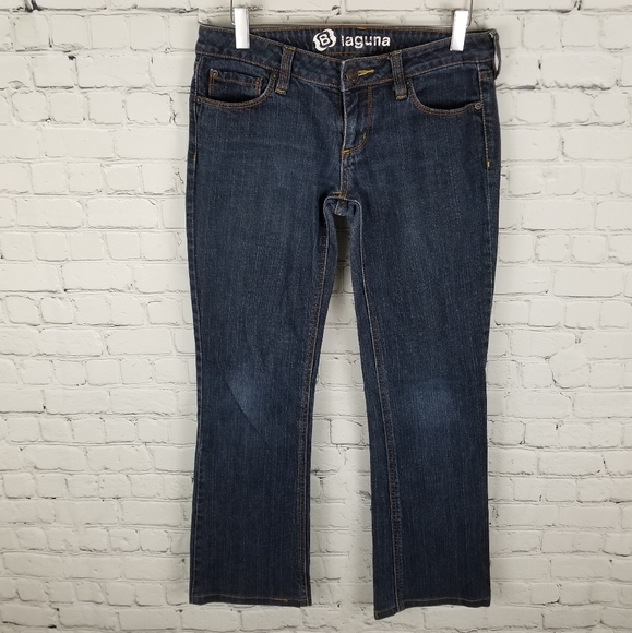 LAGUNA B | boot cut jeans - Picture 3 of 7